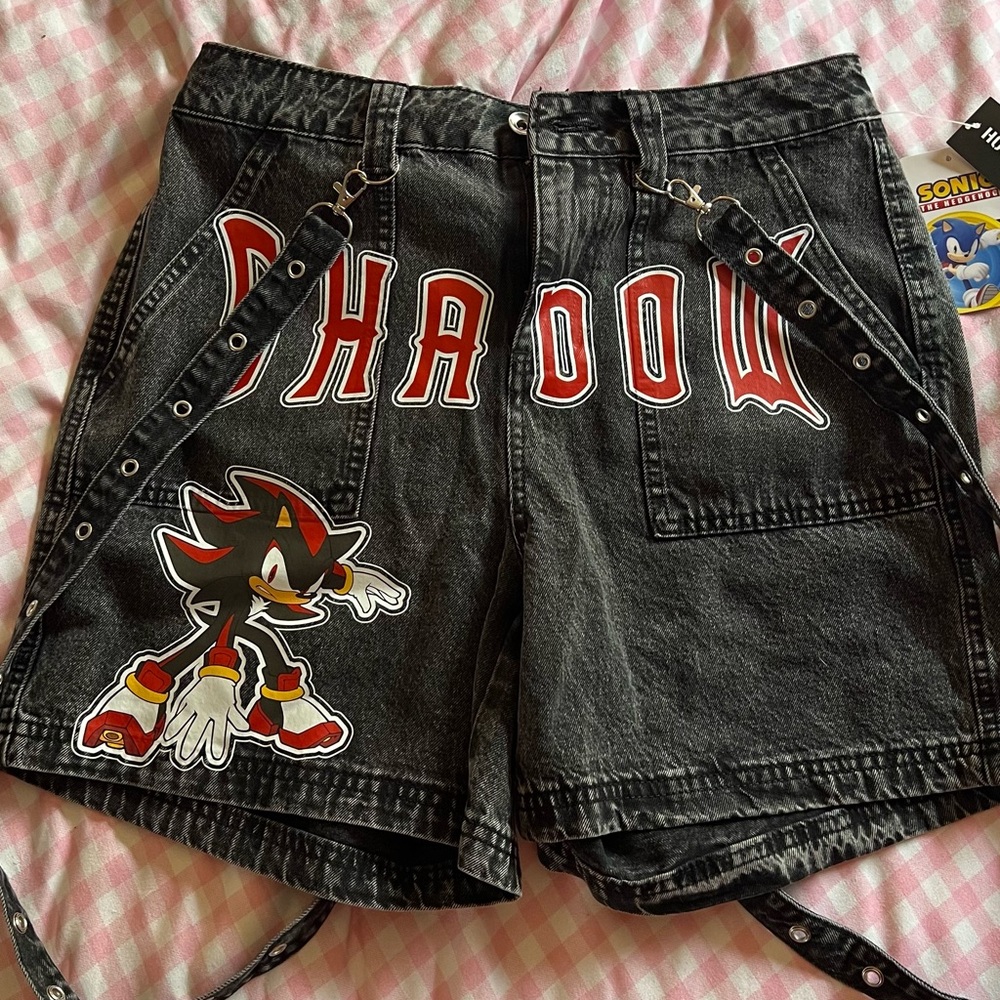 Hot Topic Black Denim Shorts with Shadow from Sonic the Hedgehog Design, NWT!